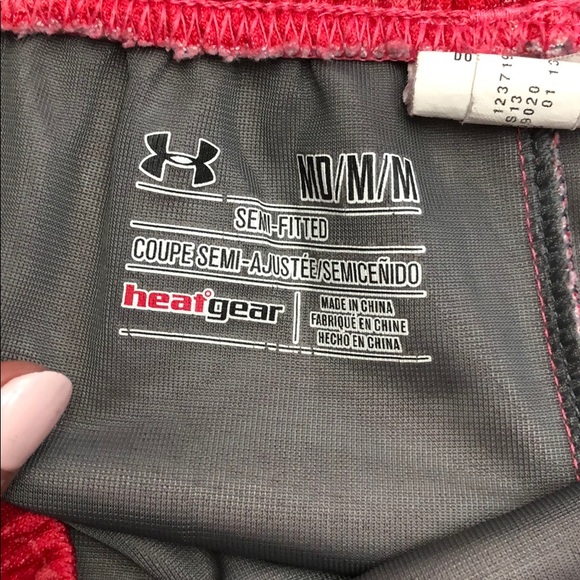 Under armor shorts - Picture 3 of 4